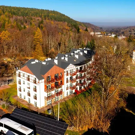 Wonder Home- Sienkiewicza 9, Scisle Centrum, Blisko Deptaka Apartment Swieradow-Zdroj